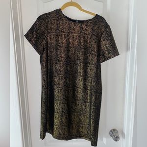Black and gold metallic short sleeve mini shift dress